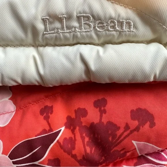LL Bean Reversible Coral Floral Cream Down Puffer Vest  Size Medium - Picture 15 of 15